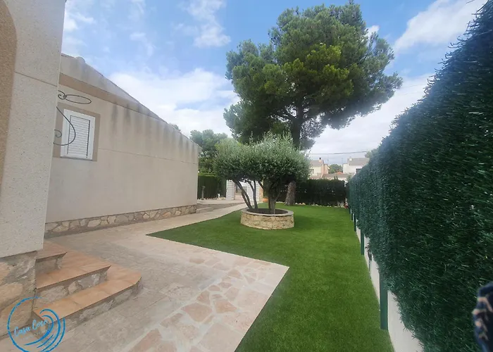 Casa Coco Дом отдыха Les Tres Cales